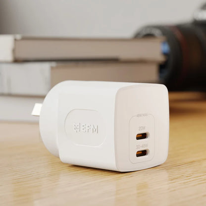 EFM 48W GaN Wall Charger With Power Delivery and PPS